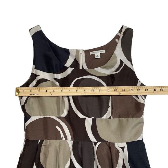 Banana Republic Silk Sleeveless Sheath Dress Brown Geometric Print Sz 8 - Picture 8 of 15